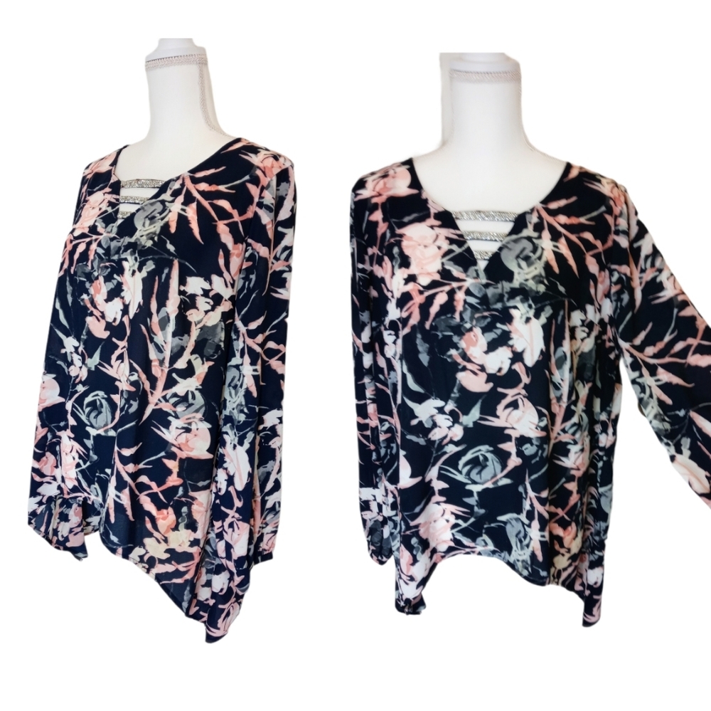 🍉5 for $25* Juicy Couture Blouse w/Rhinestones